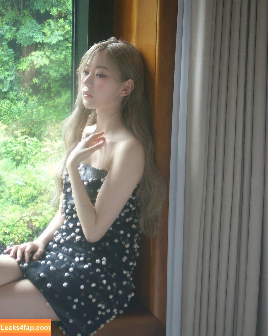 WomenK-pop /  leaked photo photo #2938