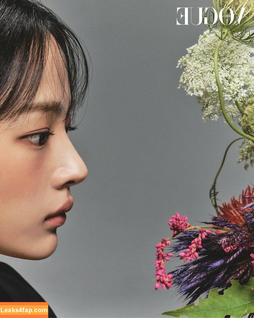 WomenK-pop /  leaked photo photo #2963