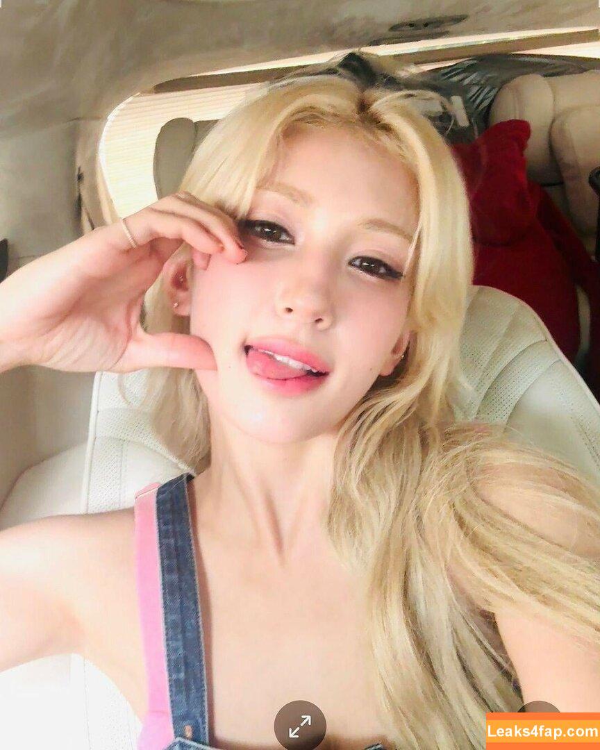 WomenK-pop /  leaked photo photo #2977