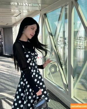 WomenK-pop photo #2210