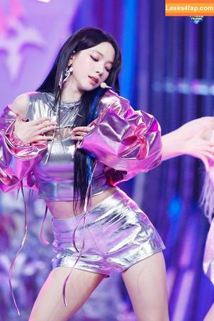 WomenK-pop photo #2228