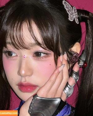 WomenK-pop photo #2265