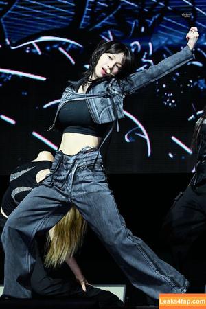 WomenK-pop photo #2297