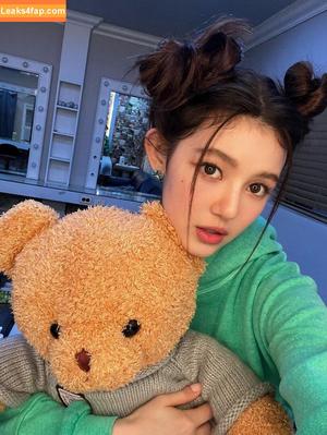 WomenK-pop photo #2408