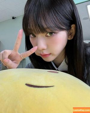 WomenK-pop photo #2525