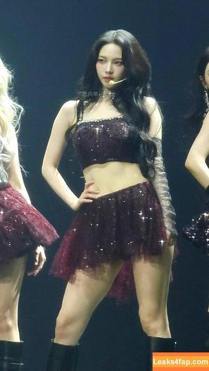 WomenK-pop photo #2542