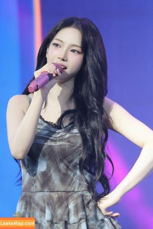 WomenK-pop photo #2544