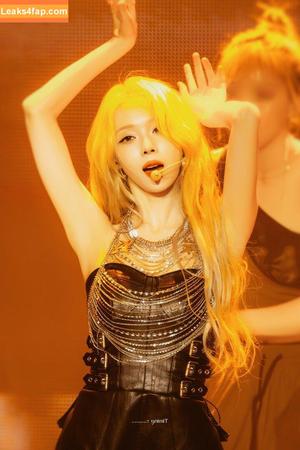 WomenK-pop photo #2545