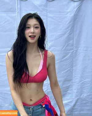 WomenK-pop photo #2578