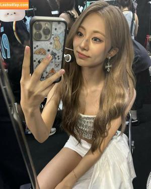 WomenK-pop photo #2808