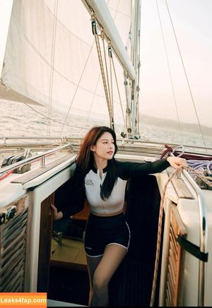 WomenK-pop photo #2852