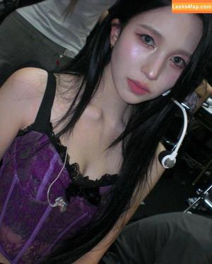 WomenK-pop photo #2873