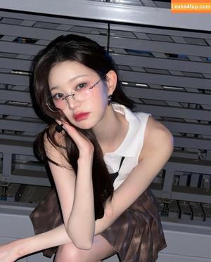 WomenK-pop photo #2947