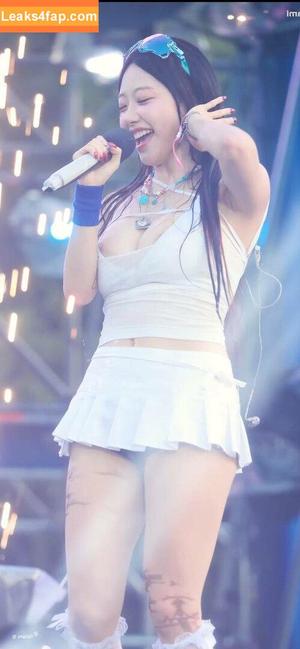 WomenK-pop photo #2980