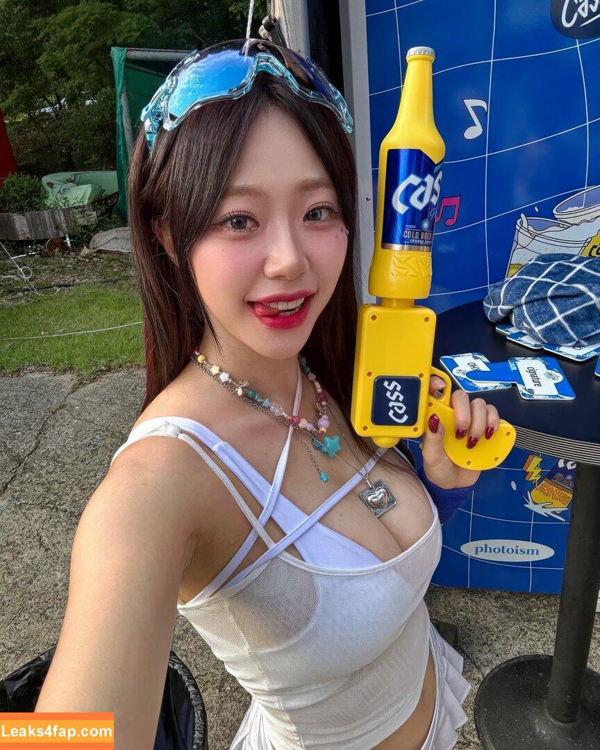 WomenK-pop /  leaked photo photo #3004