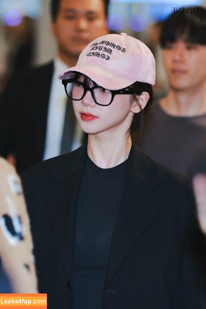 WomenK-pop /  leaked photo photo #3099