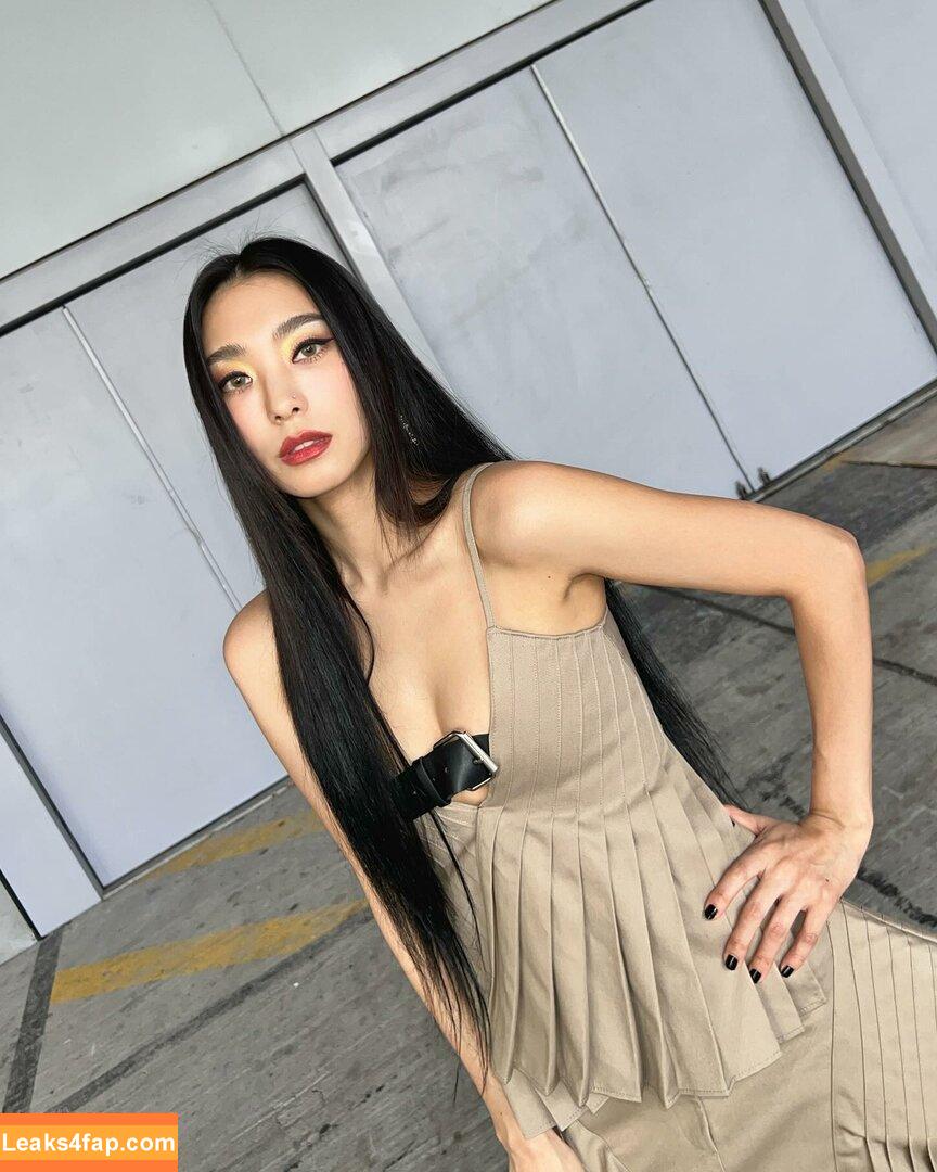 WomenK-pop /  leaked photo photo #3121