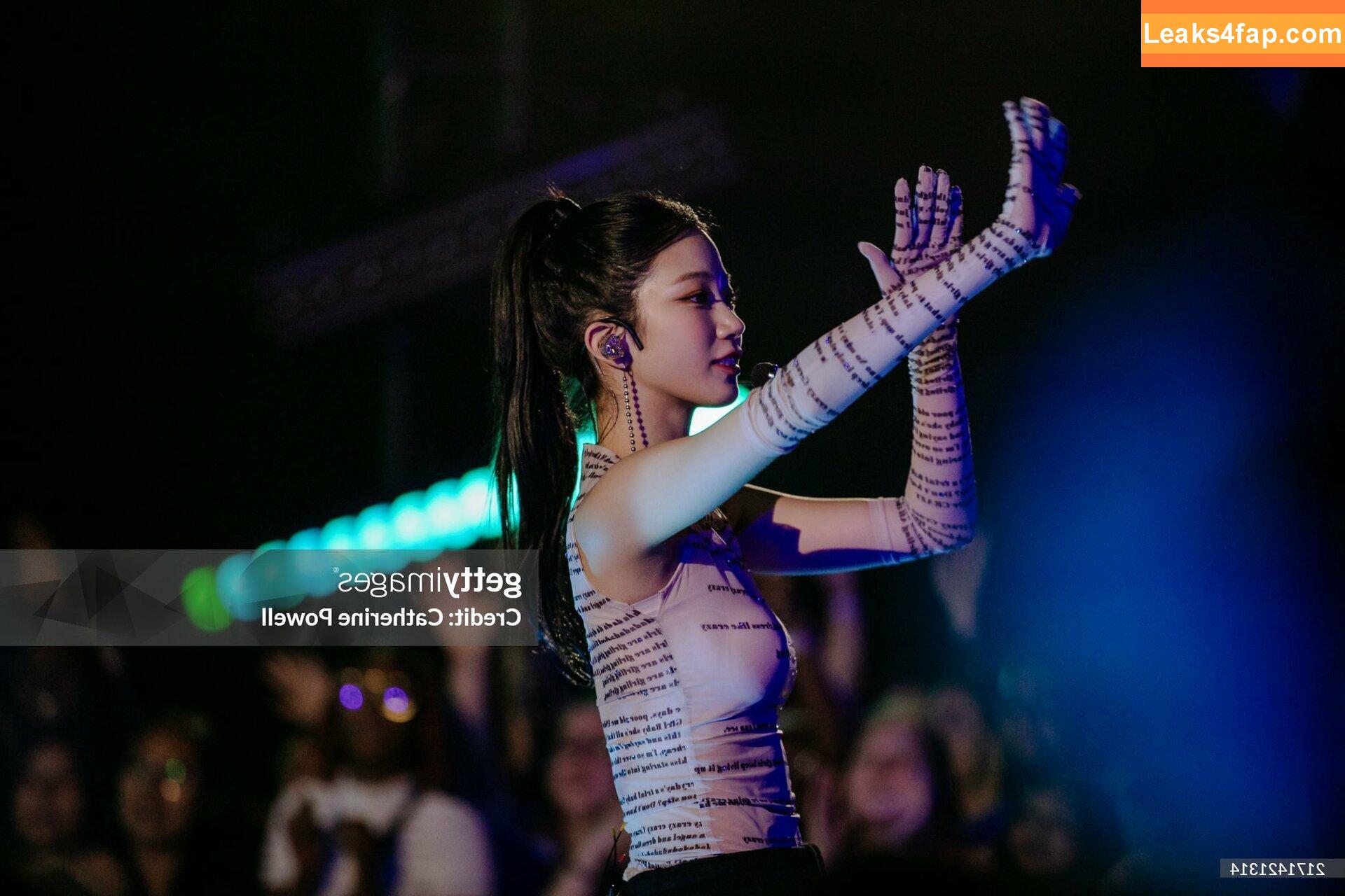 WomenK-pop /  leaked photo photo #3135