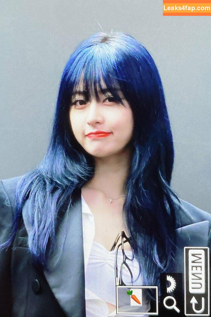 WomenK-pop /  leaked photo photo #3176