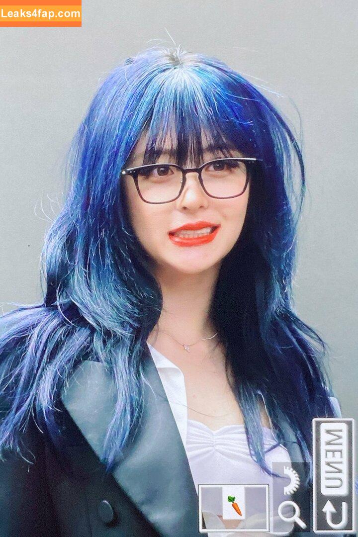 WomenK-pop /  leaked photo photo #3177