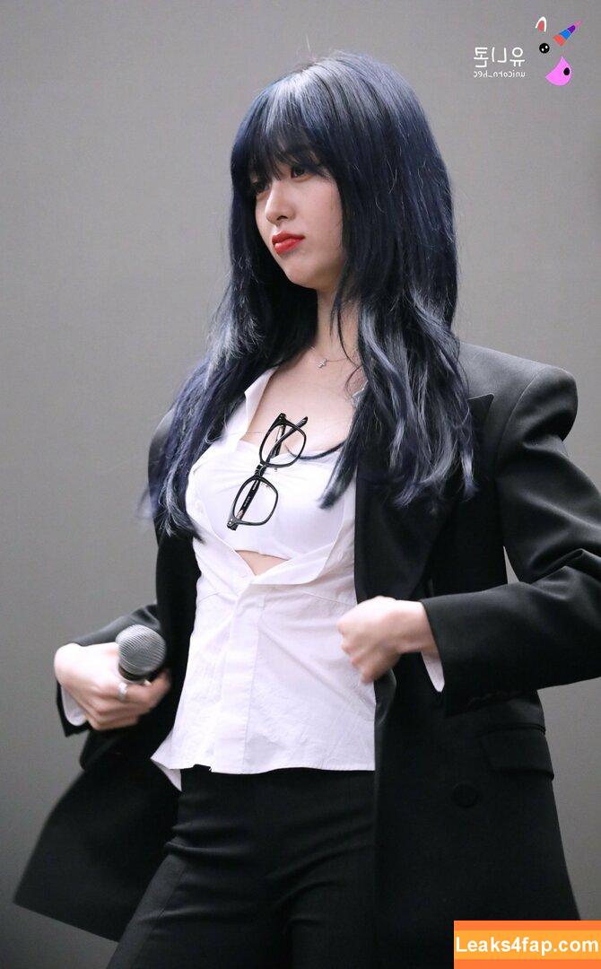 WomenK-pop /  leaked photo photo #3195