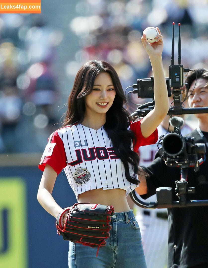 WomenK-pop /  leaked photo photo #3279