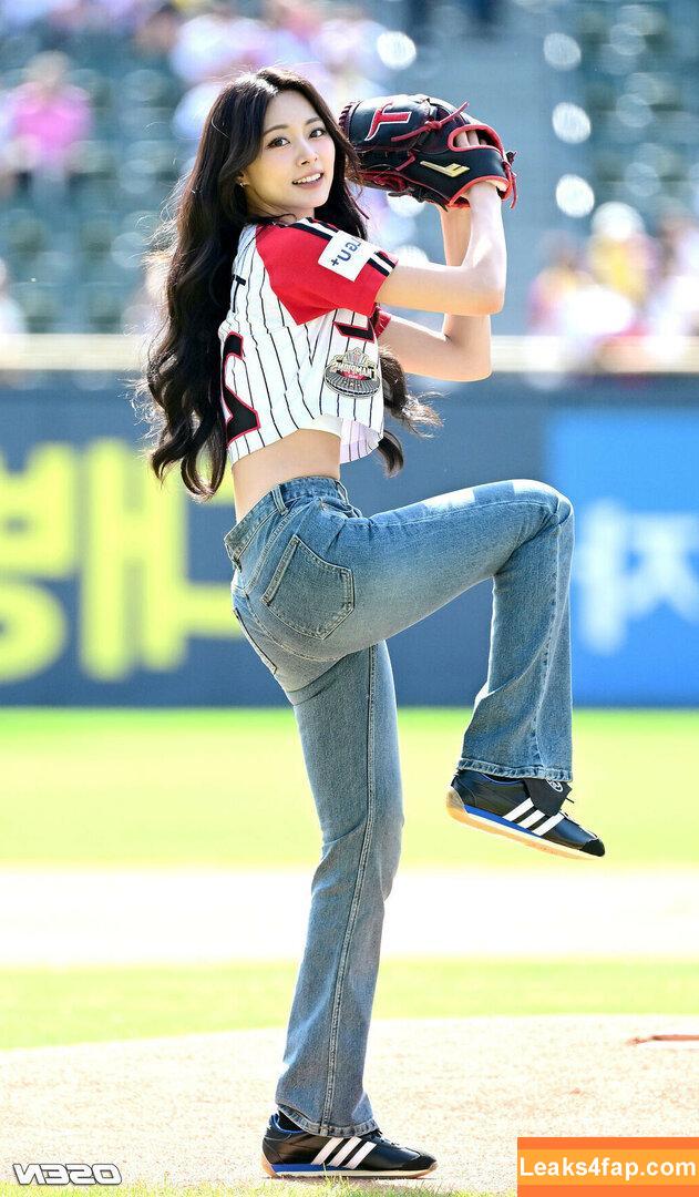 WomenK-pop /  leaked photo photo #3287