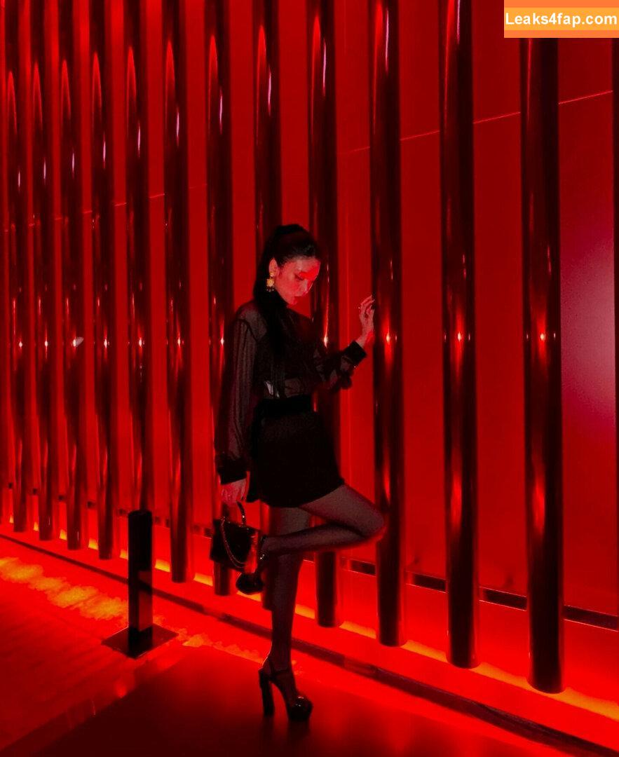 WomenK-pop /  leaked photo photo #3309