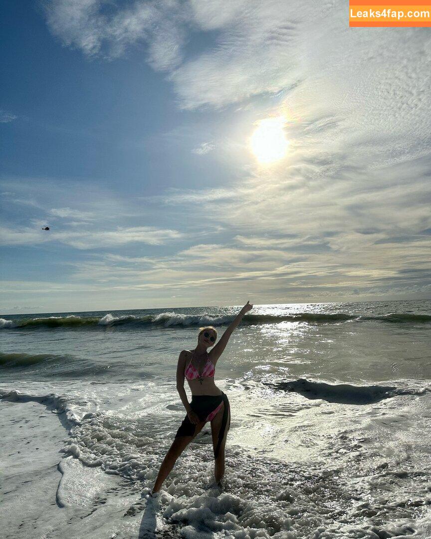 WomenK-pop /  leaked photo photo #3337