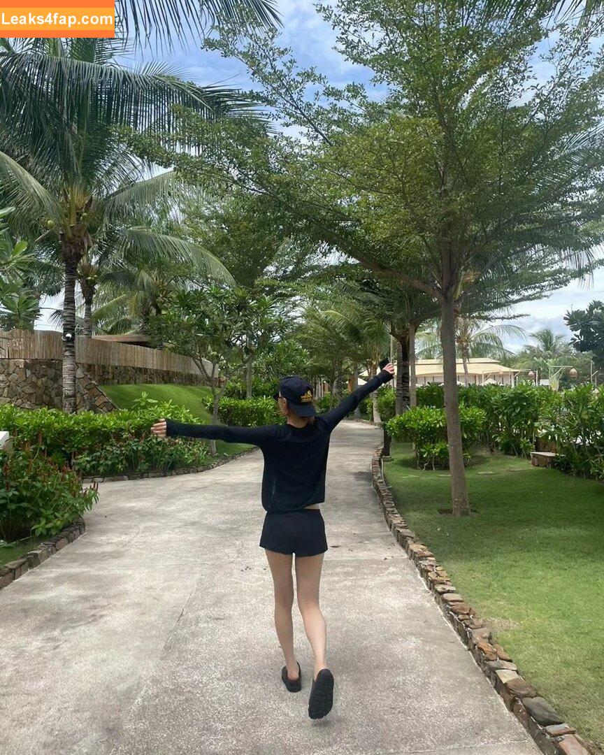 WomenK-pop /  leaked photo photo #3358