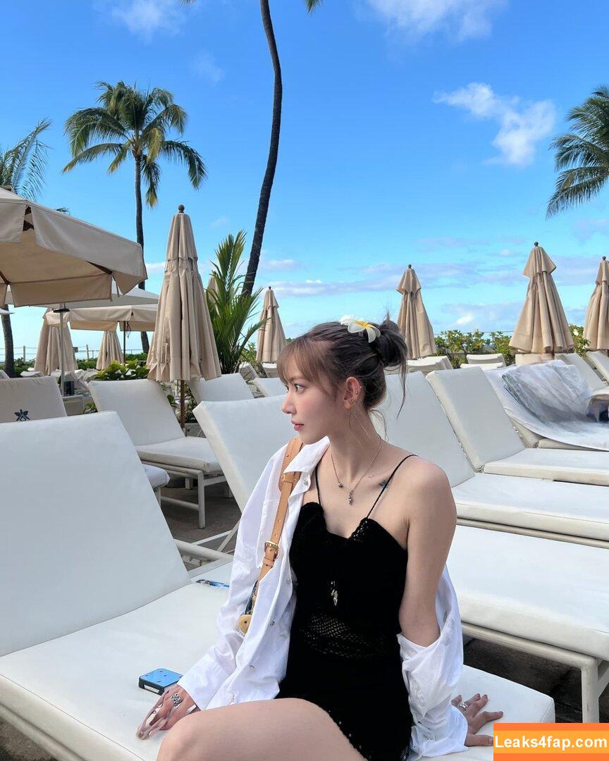 WomenK-pop /  leaked photo photo #3391