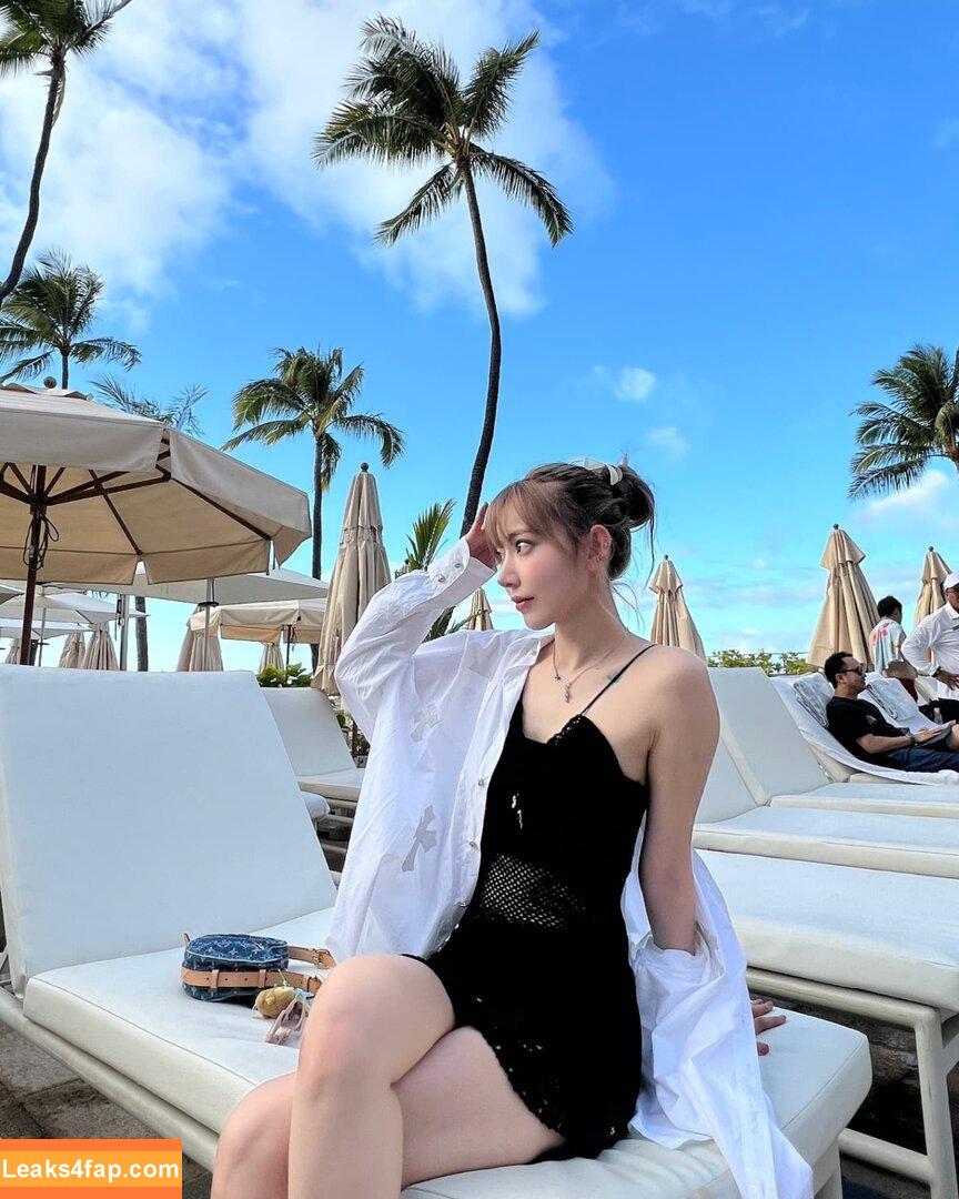 WomenK-pop /  leaked photo photo #3402