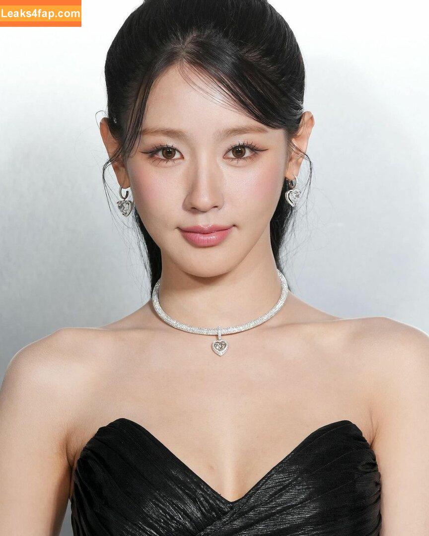 WomenK-pop /  leaked photo photo #3449