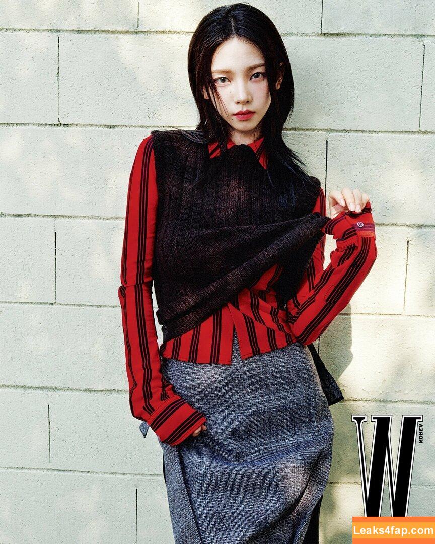 WomenK-pop /  leaked photo photo #3453