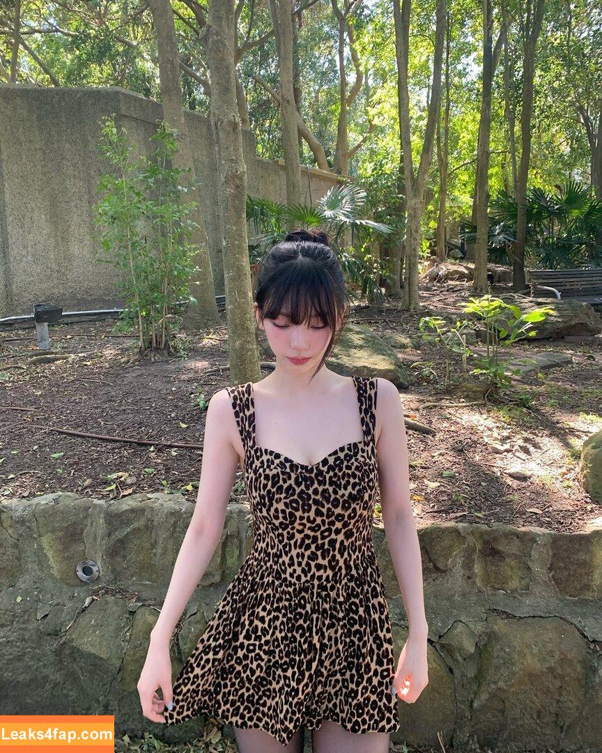 WomenK-pop /  leaked photo photo #3477