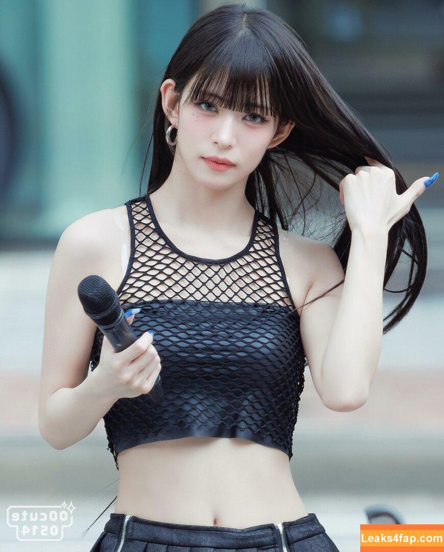 WomenK-pop /  leaked photo photo #3537