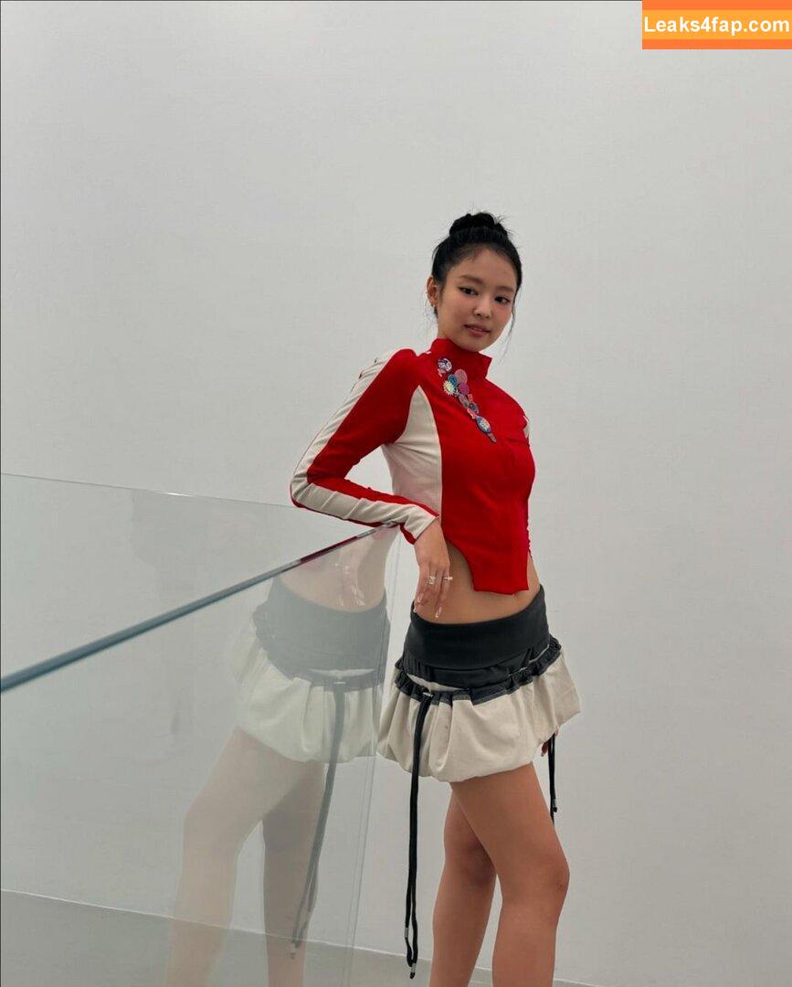 WomenK-pop /  leaked photo photo #3547