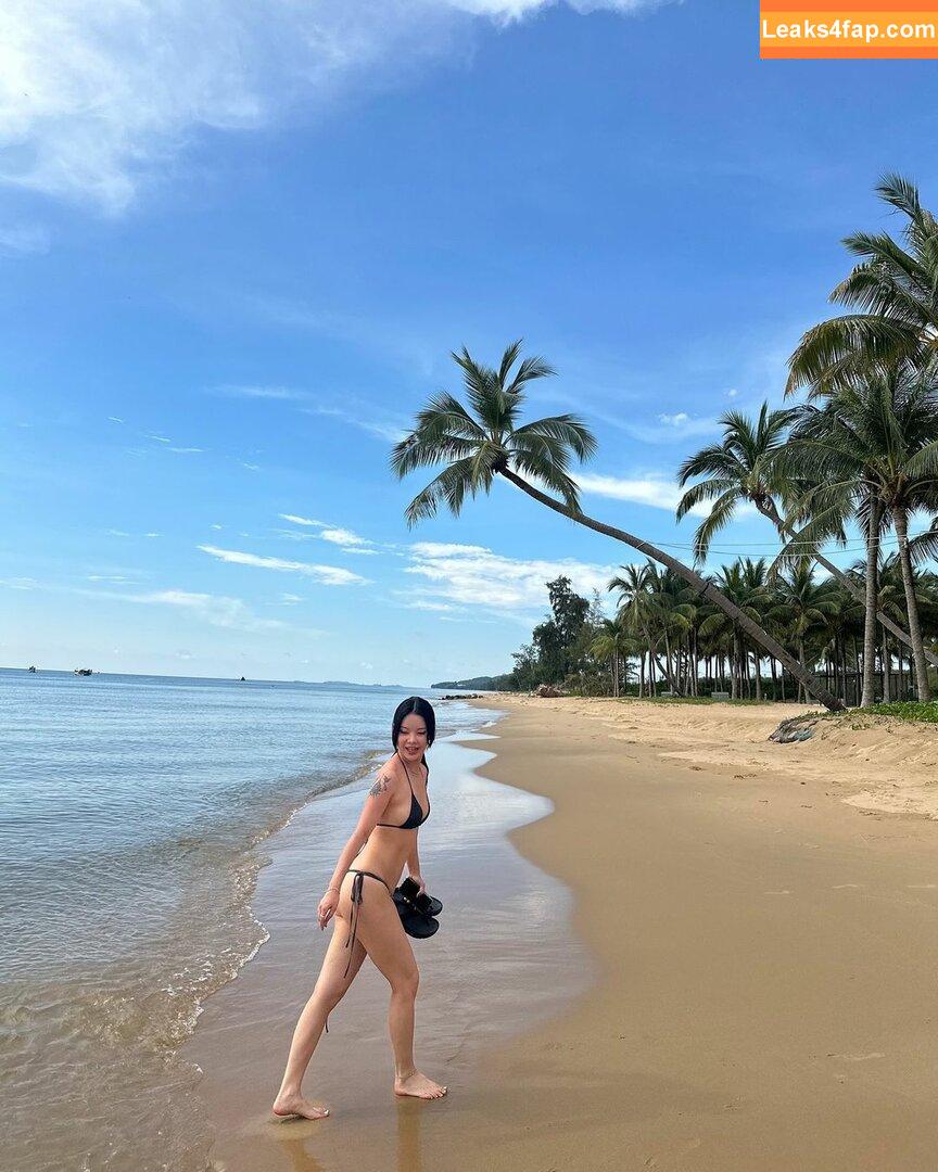 WomenK-pop /  leaked photo photo #3595