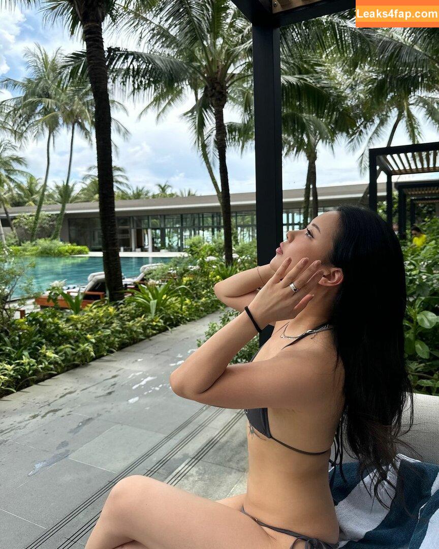 WomenK-pop /  leaked photo photo #3596