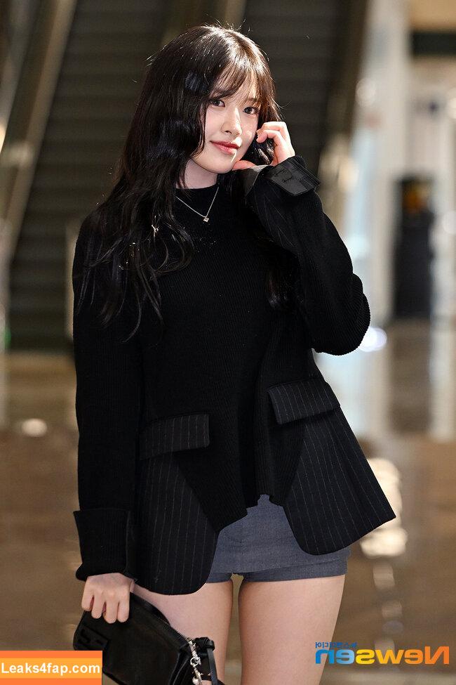 WomenK-pop /  leaked photo photo #3608