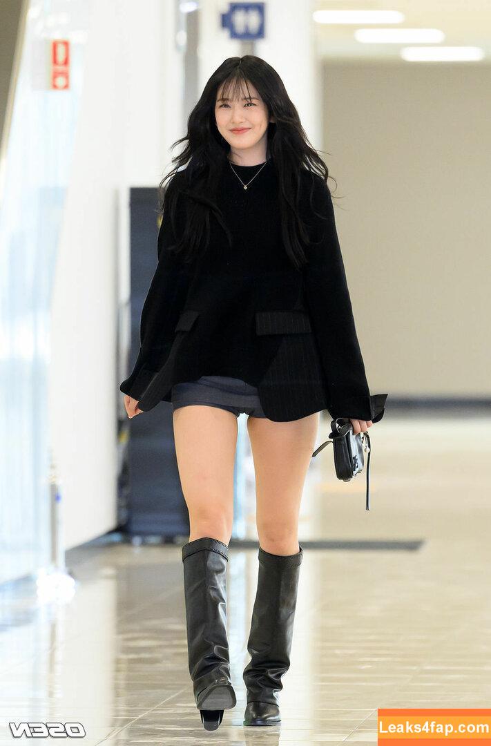 WomenK-pop /  leaked photo photo #3614