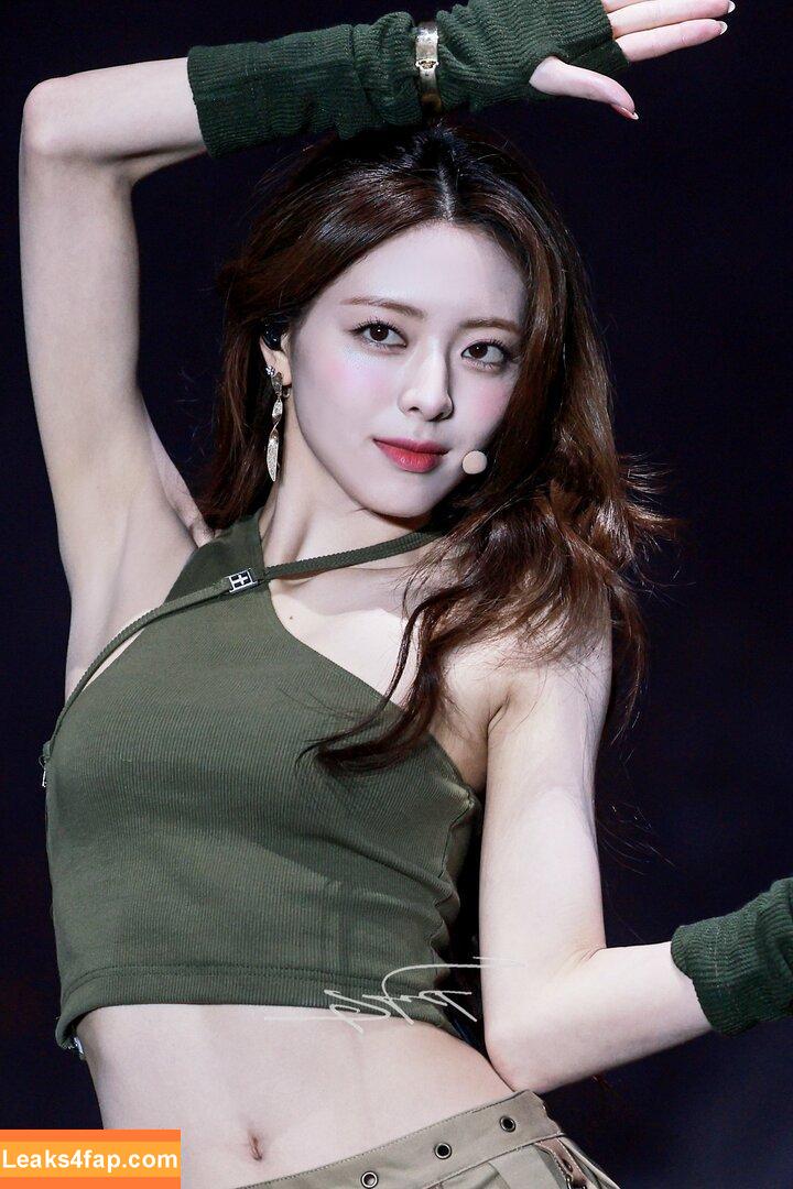 WomenK-pop /  leaked photo photo #3668