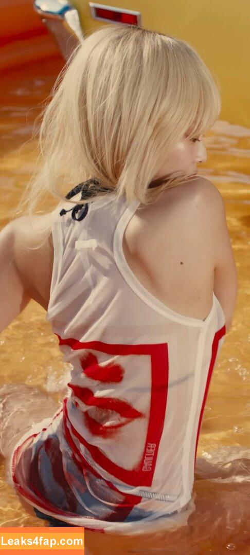 WomenK-pop /  leaked photo photo #3677