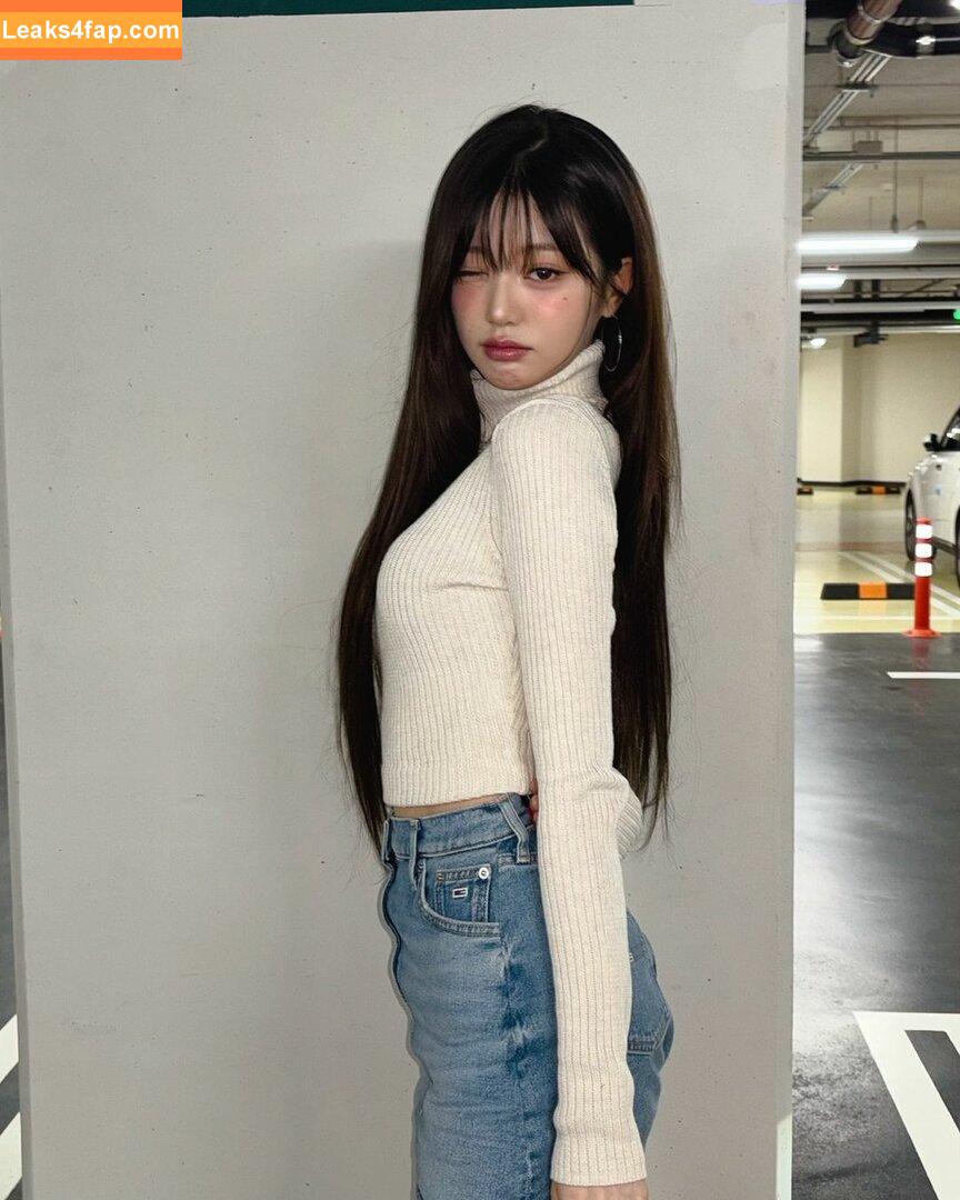 WomenK-pop /  leaked photo photo #3691