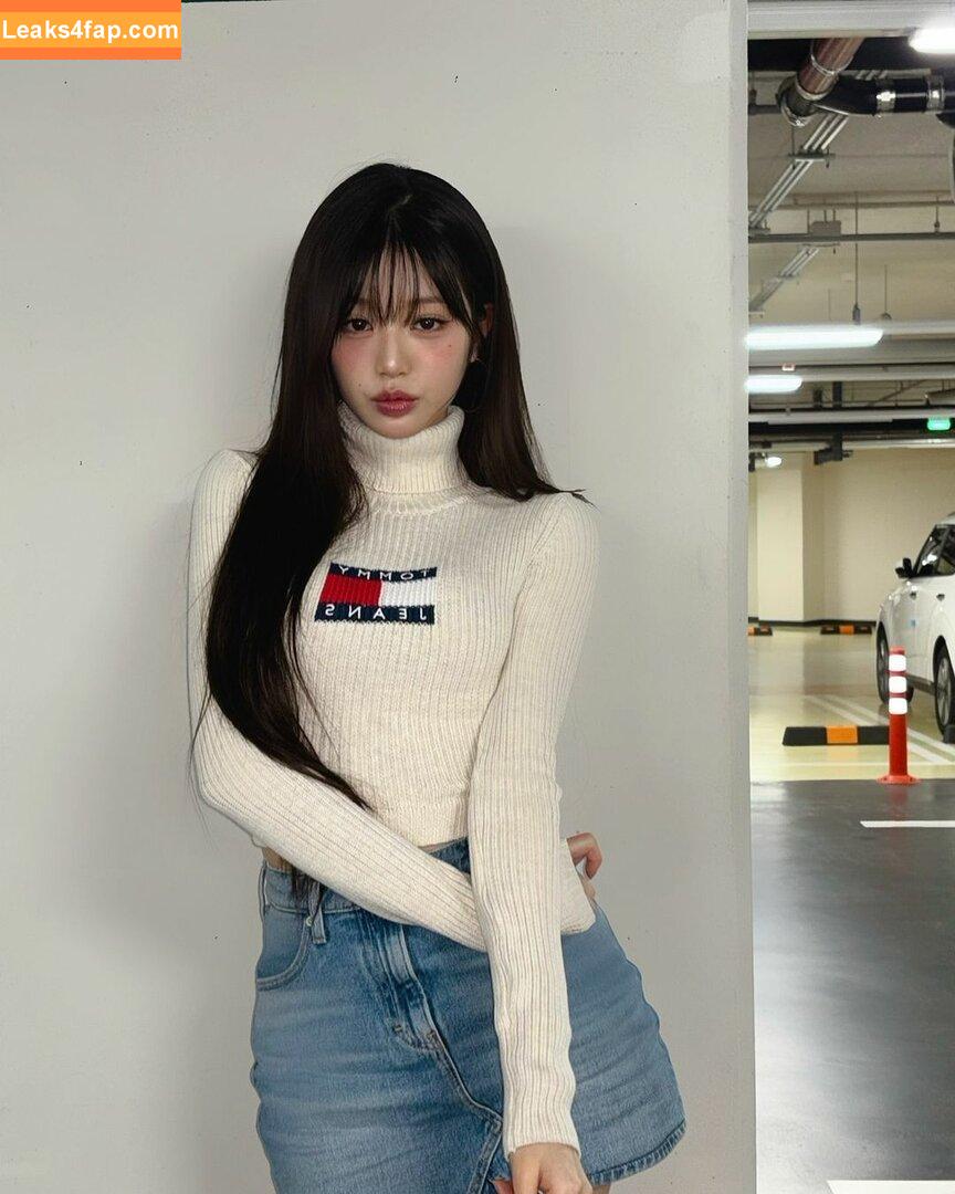 WomenK-pop /  leaked photo photo #3693