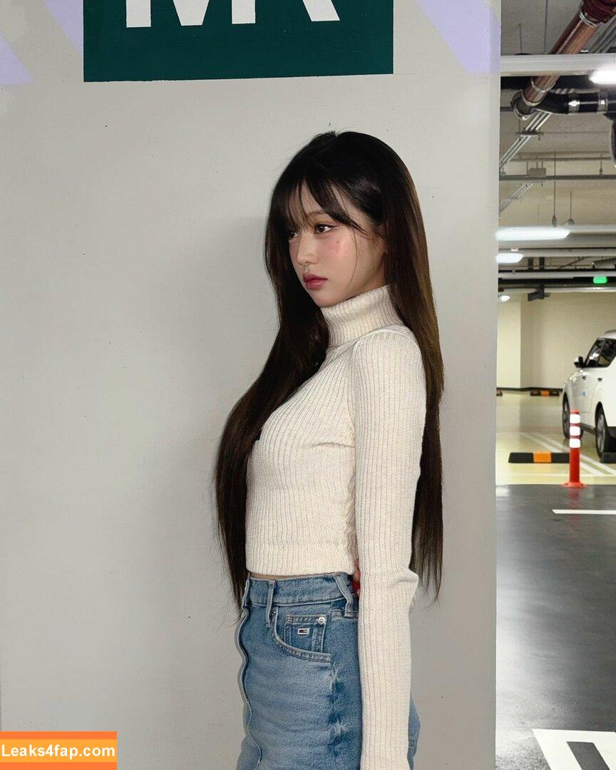 WomenK-pop /  leaked photo photo #3709