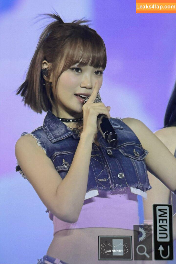 WomenK-pop /  leaked photo photo #3740