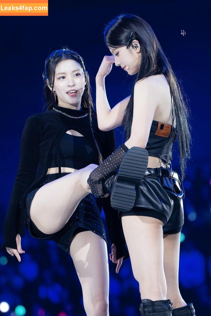 WomenK-pop /  leaked photo photo #3755