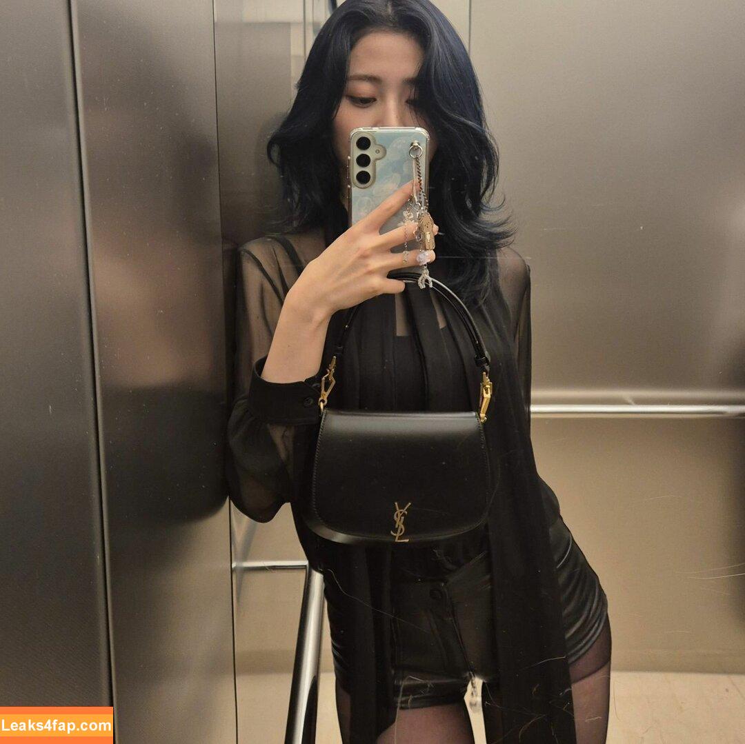 WomenK-pop /  leaked photo photo #3761