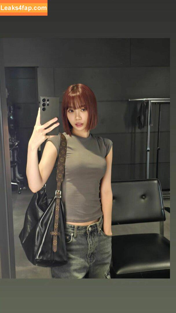 WomenK-pop /  leaked photo photo #3774